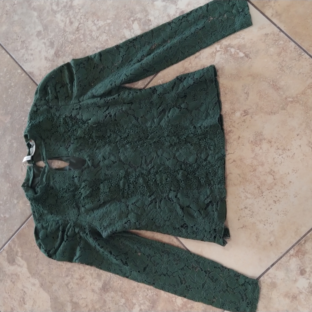 Available by Angela Fashion, S, green long sleeve